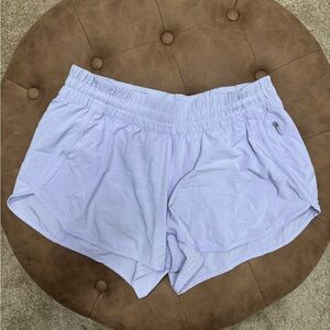 lululemon Hotty Hot Shorts - lilac/lavender